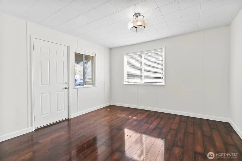 Property photo for 29041 112th Avenue Se, Auburn photo 6