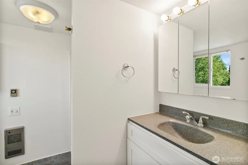 Property photo for 29041 112th Avenue Se, Auburn photo 18