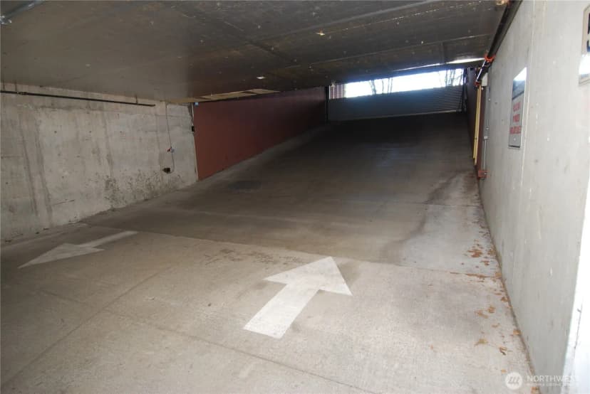 Property photo for 3217 Eastlake Avenue E #302, Seattle photo 20