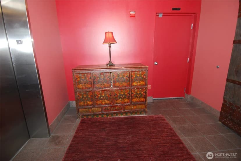 Property photo for 3217 Eastlake Avenue E #302, Seattle photo 27