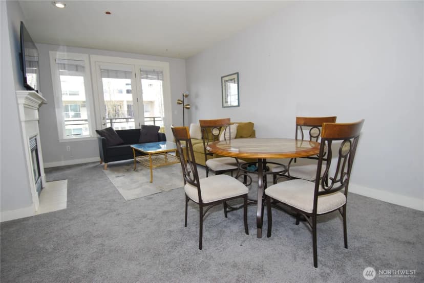 Property photo for 3217 Eastlake Avenue E #302, Seattle photo 6