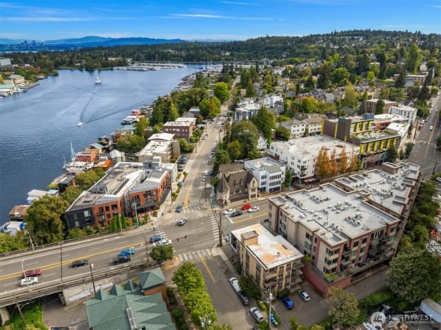 Property photo for 3217 Eastlake Avenue E #302, Seattle photo 3