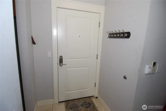 Property photo for 3217 Eastlake Avenue E #302, Seattle photo 5