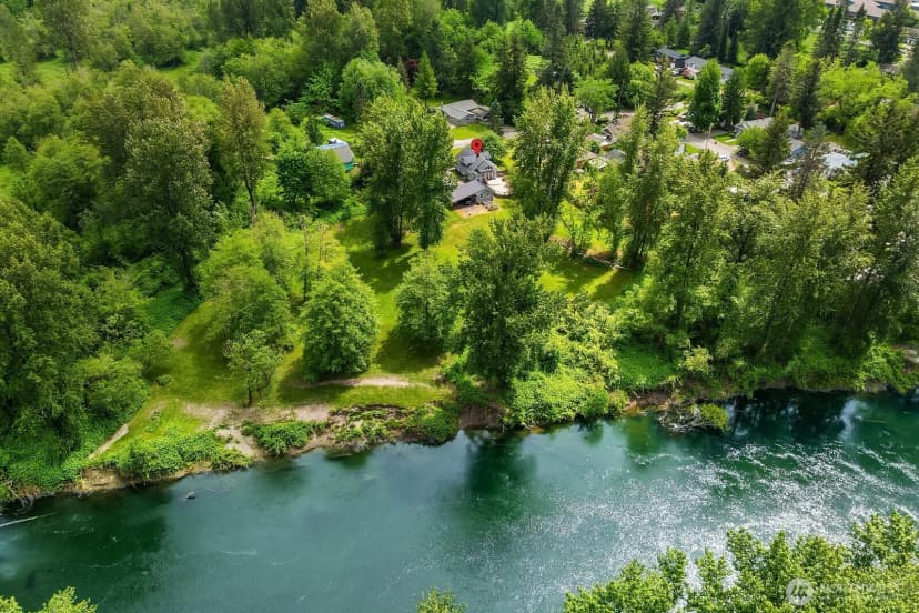Property photo for 8217 Mountain Avenue Se, Snoqualmie photo 40