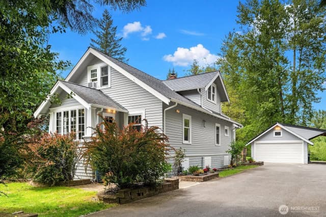 Property photo for 8217 Mountain Avenue Se, Snoqualmie