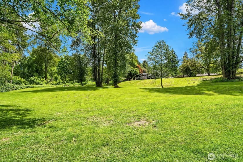 Property photo for 8217 Mountain Avenue Se, Snoqualmie photo 34