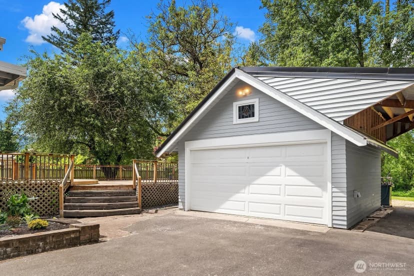 Property photo for 8217 Mountain Avenue Se, Snoqualmie photo 30