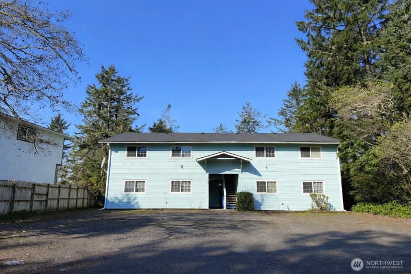 Property photo for 555 Sunset Avenue Ne, Ocean Shores