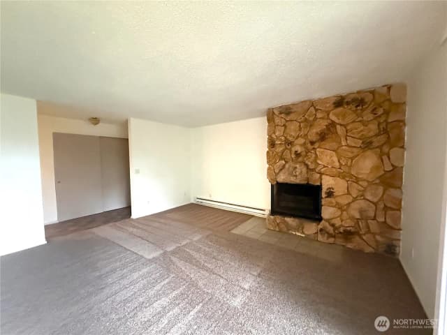 Property photo for 555 Sunset Avenue Ne, Ocean Shores photo 4
