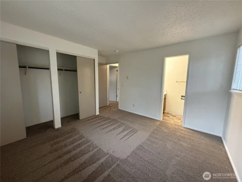 Property photo for 555 Sunset Avenue Ne, Ocean Shores photo 10