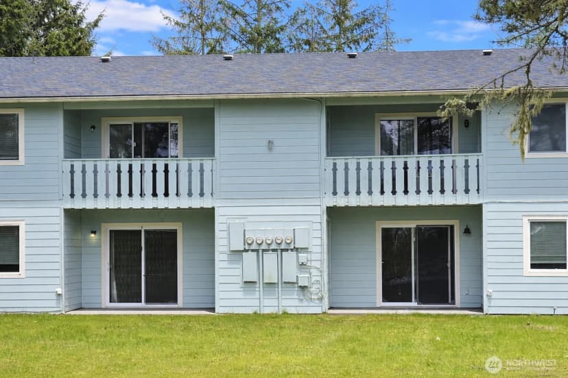 Property photo for 555 Sunset Avenue Ne, Ocean Shores photo 16