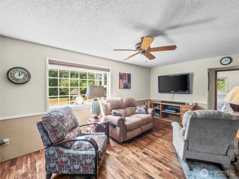 Property photo for 5523 53rd Street W, University Place photo 15