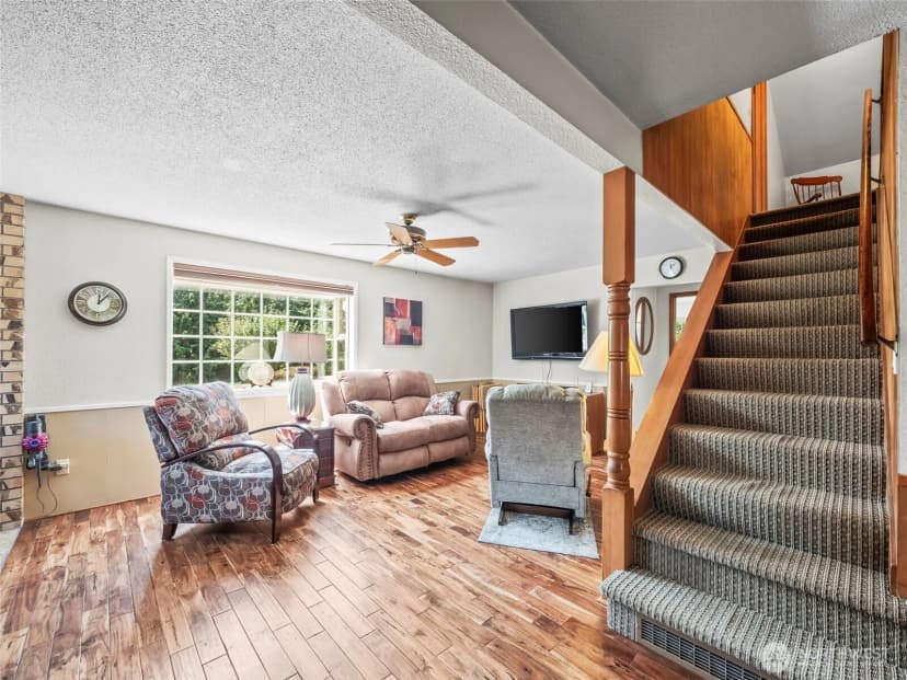 Property photo for 5523 53rd Street W, University Place photo 26