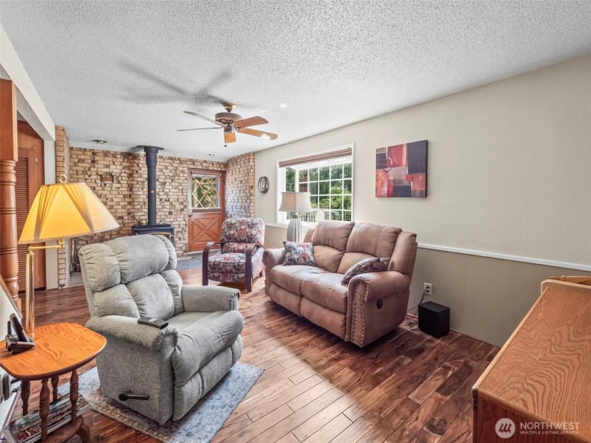 Property photo for 5523 53rd Street W, University Place photo 18