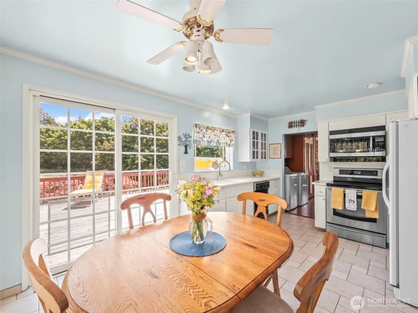 Property photo for 5523 53rd Street W, University Place photo 14
