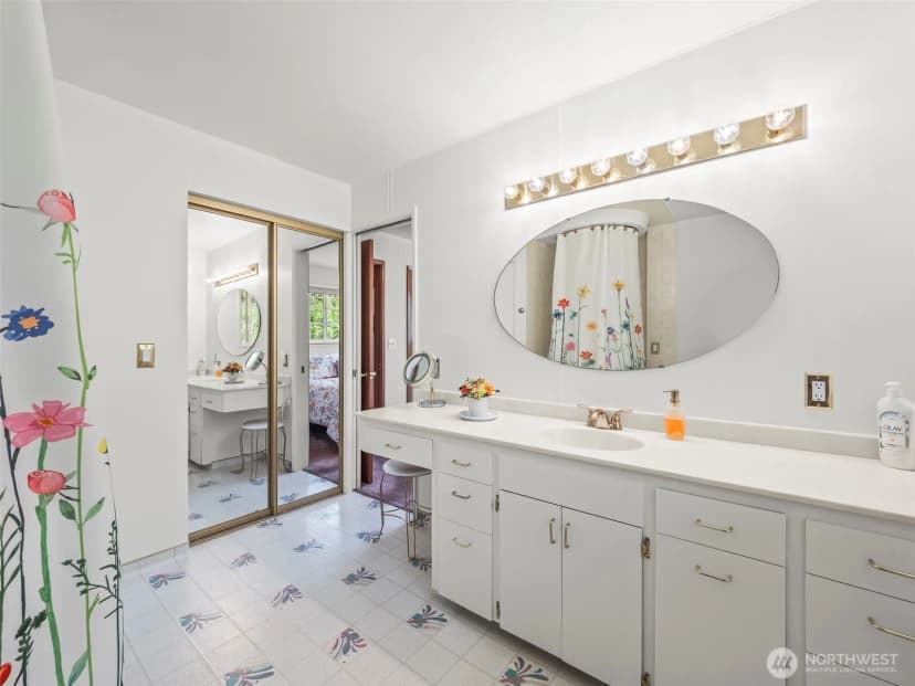 Property photo for 5523 53rd Street W, University Place photo 21
