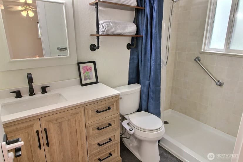 Property photo for 27720 128th Place Se, Kent photo 19