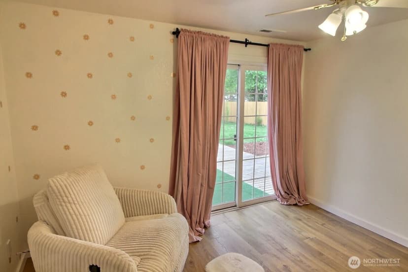 Property photo for 27720 128th Place Se, Kent photo 21