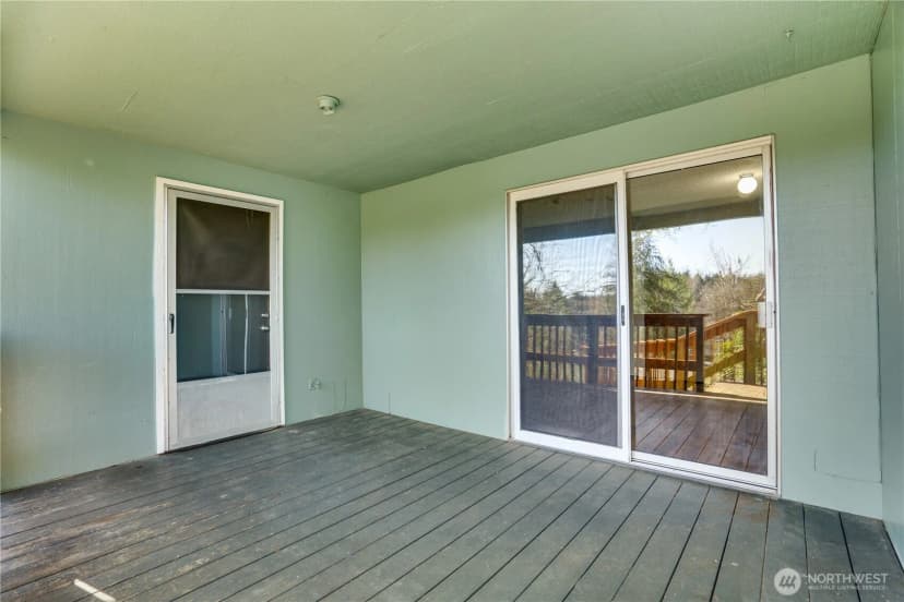 Property photo for 3023 Bridgeport Way W #b, University Place photo 21