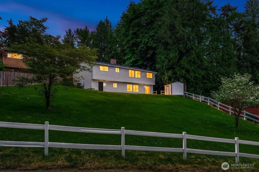 Property photo for 17813 147th Place Ne, Woodinville photo 33