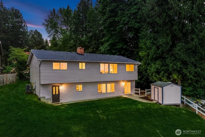 Property photo for 17813 147th Place Ne, Woodinville photo 32