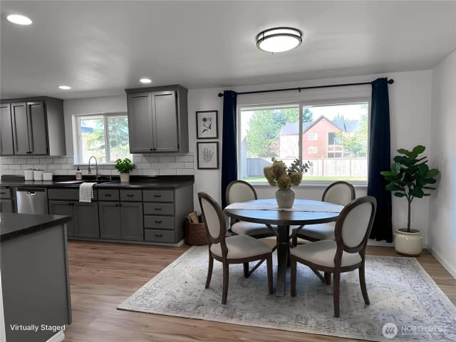 Property photo for 11220 Se 212th Street, Kent photo 3