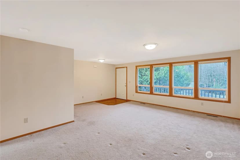 Property photo for 112 Whitewater Way, Morton photo 2