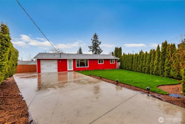Property photo for 447 Index Avenue Ne, Renton photo 4