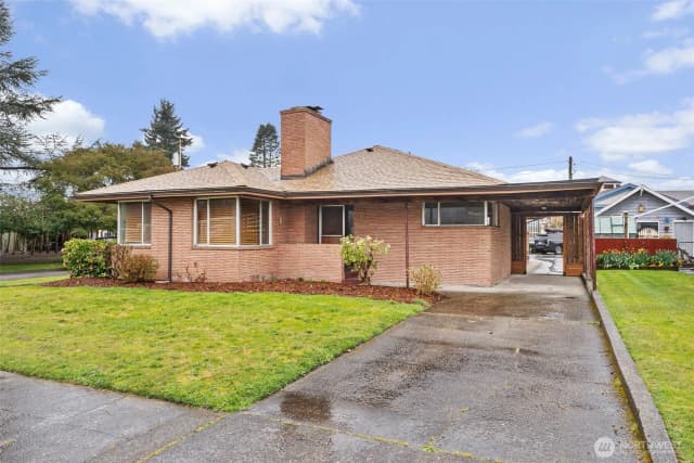 Property photo for 501 N Oak Street, Centralia