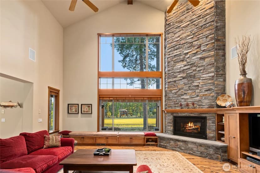 Property photo for 2101 Coal Mine Way, Cle Elum photo 5