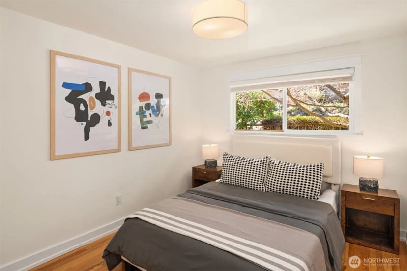 Property photo for 11544 24th Avenue Ne, Seattle photo 13