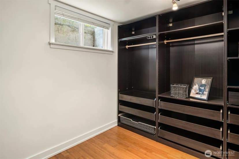 Property photo for 11544 24th Avenue Ne, Seattle photo 19