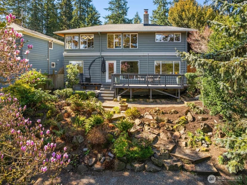Property photo for 11544 24th Avenue Ne, Seattle photo 28