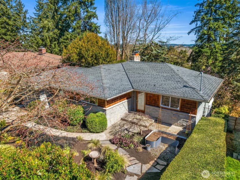Property photo for 11544 24th Avenue Ne, Seattle photo 37
