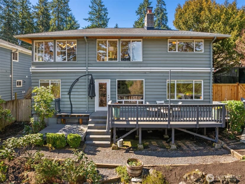 Property photo for 11544 24th Avenue Ne, Seattle photo 27
