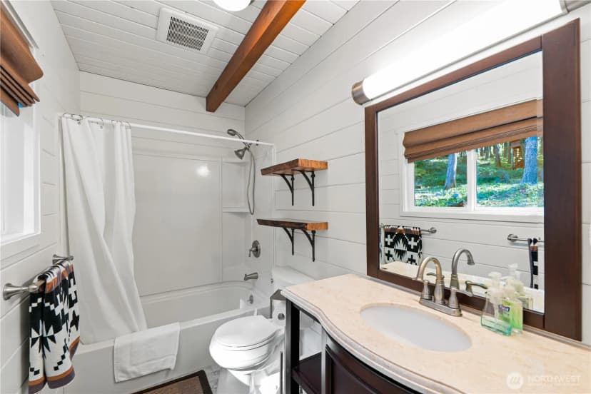 Property photo for 5 Nelson Trail, Henry Island photo 35