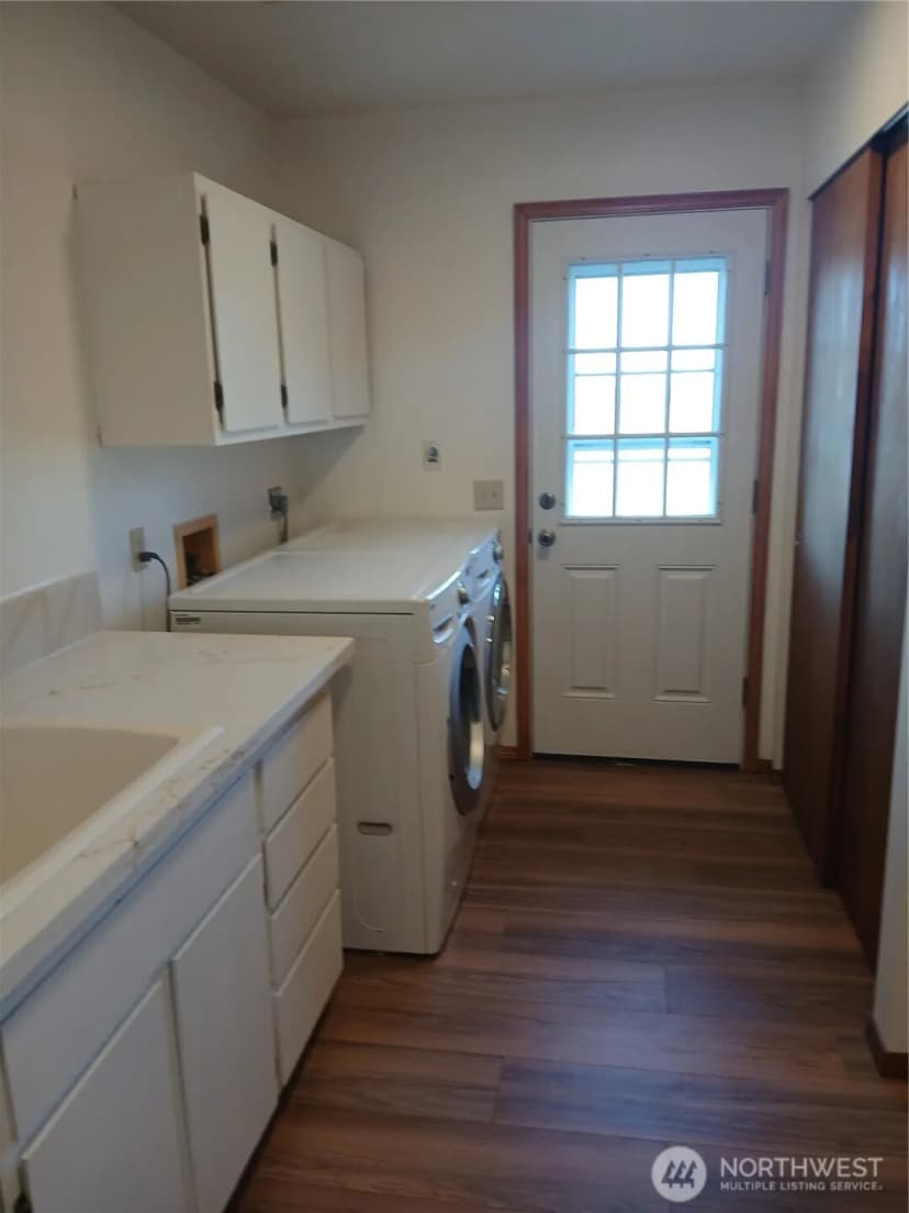 Property photo for 10 Spruce Lane, South Bend photo 21
