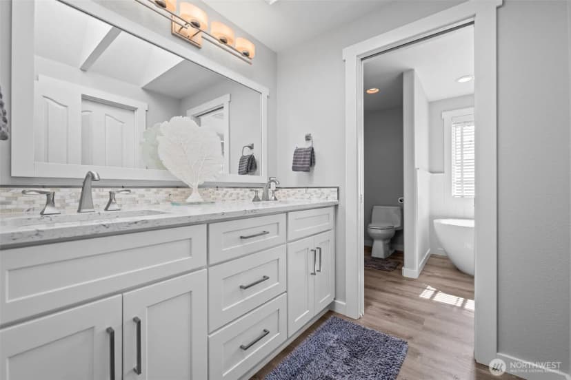 Property photo for 2016 Golden Maples Court Nw, Olympia photo 25