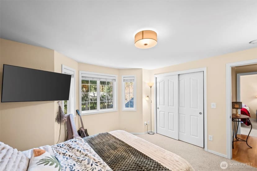 Property photo for 2016 Golden Maples Court Nw, Olympia photo 26