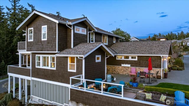 Property photo for 3913 W 12th Street, Anacortes photo 3