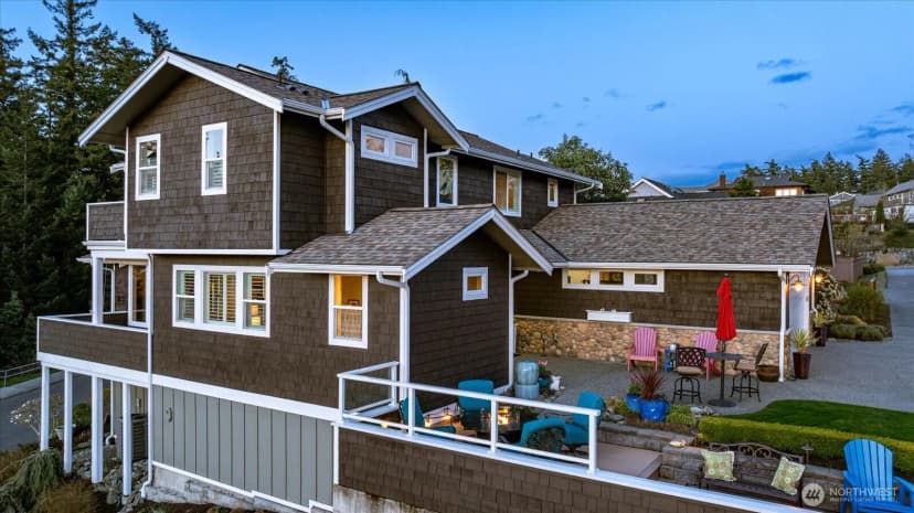 Property photo for 3913 W 12th Street, Anacortes photo 3