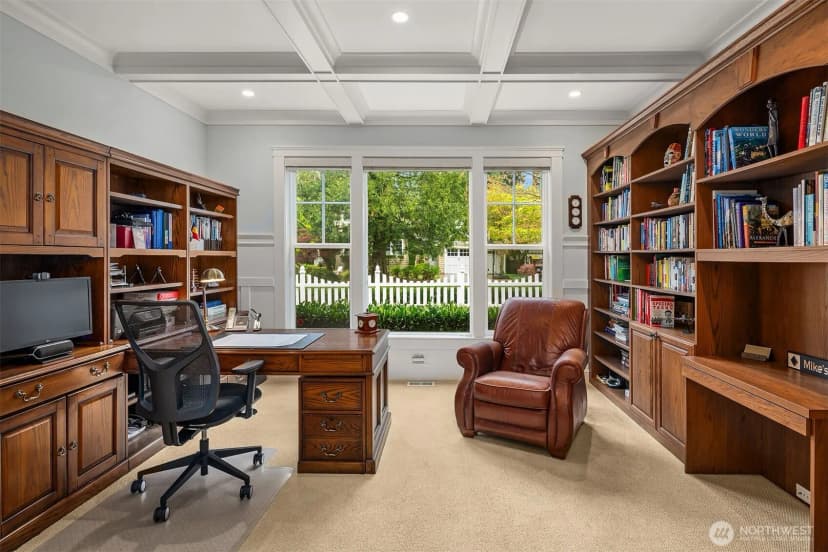 Property photo for 10611 Se 20th Street, Bellevue photo 12