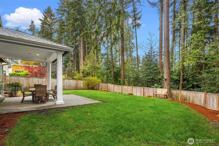 Property photo for 10611 Se 20th Street, Bellevue photo 28