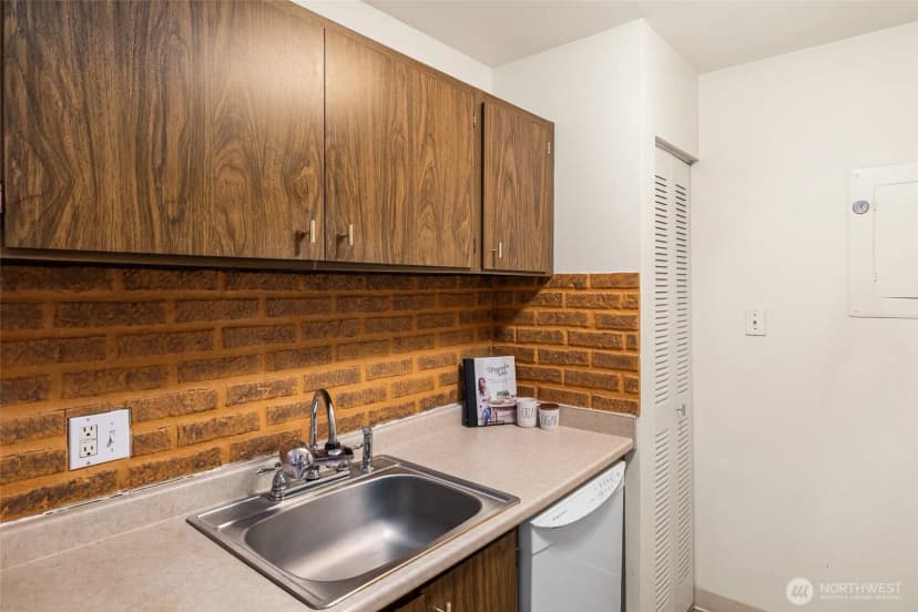 Property photo for 1506 N Defiance Street #r102, Tacoma photo 7