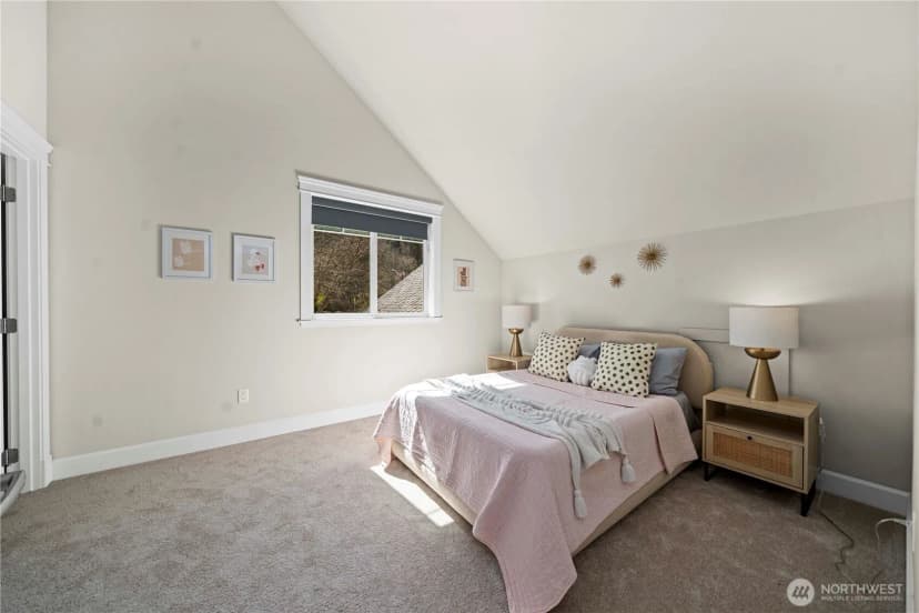Property photo for 11028 E Riverside Drive, Bothell photo 22