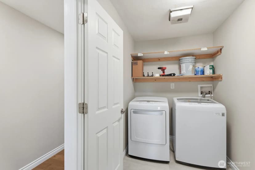 Property photo for 12210 1st Avenue Sw, Burien photo 20