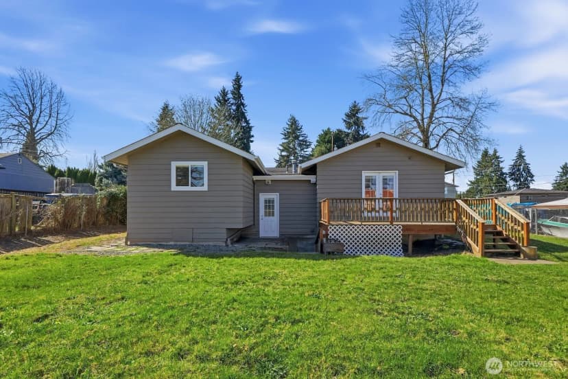 Property photo for 12210 1st Avenue Sw, Burien photo 31
