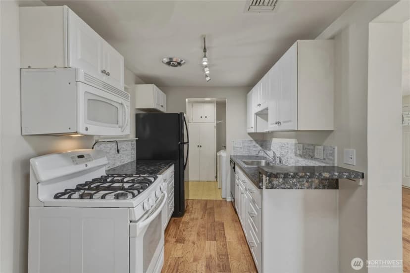 Property photo for 1551 J, Walla Walla photo 10
