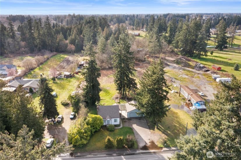 Property photo for 10114 Canyon Road E, Puyallup photo 27