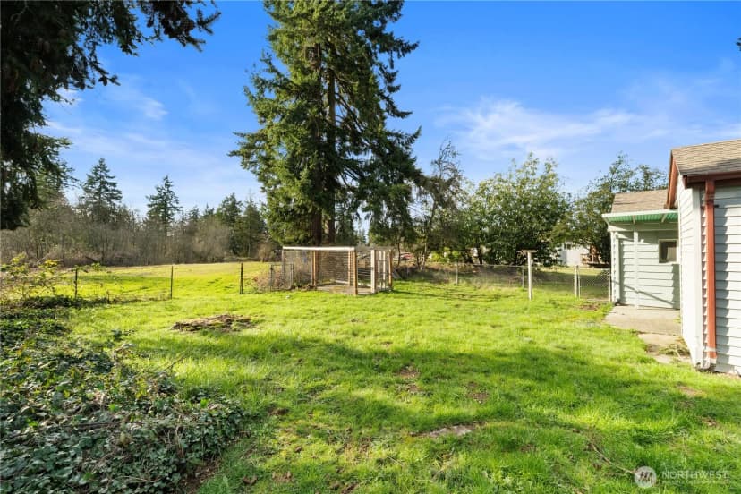 Property photo for 10114 Canyon Road E, Puyallup photo 30